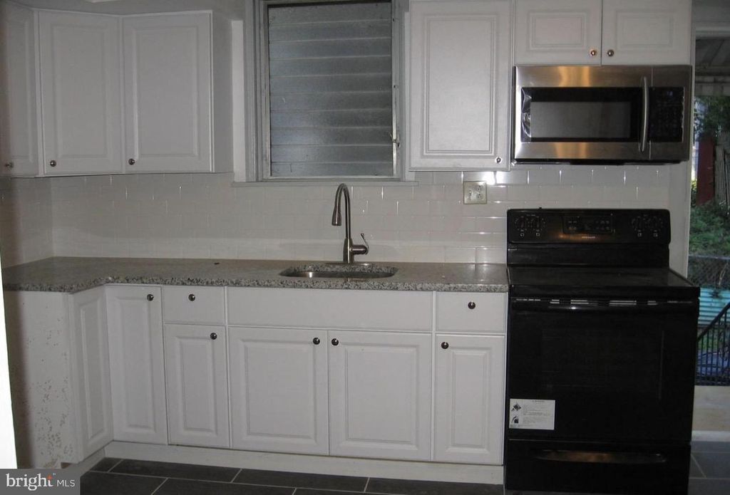 14 PARK AVE, UPPER DARBY, PA 19082 — photo 3