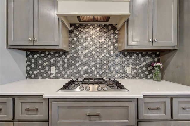 1901 Tinder Street, Yukon, OK 73099