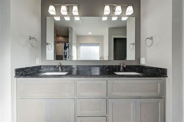 1901 Tinder Street, Yukon, OK 73099