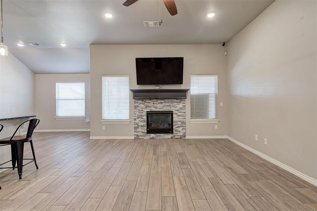 1901 Tinder Street, Yukon, OK 73099