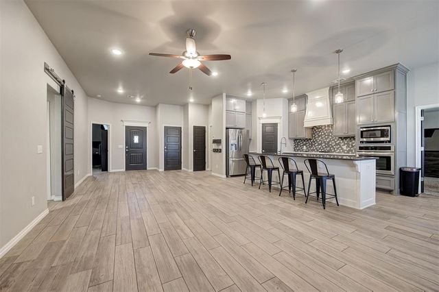 1901 Tinder Street, Yukon, OK 73099