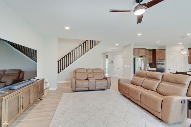 4068 Berry Chase Boulevard, Greenwood, IN 46143