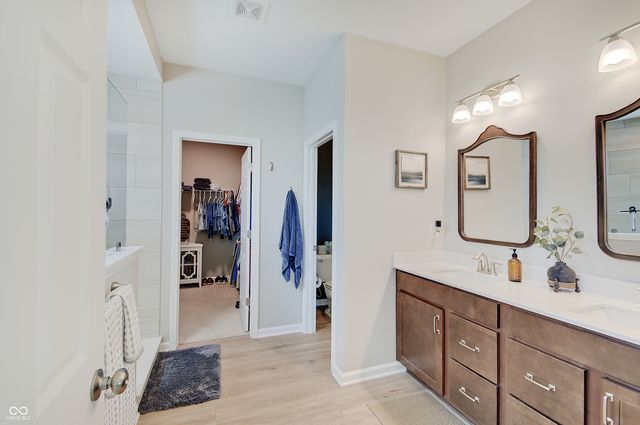 4068 Berry Chase Boulevard, Greenwood, IN 46143