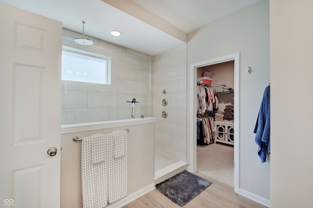 4068 Berry Chase Boulevard, Greenwood, IN 46143