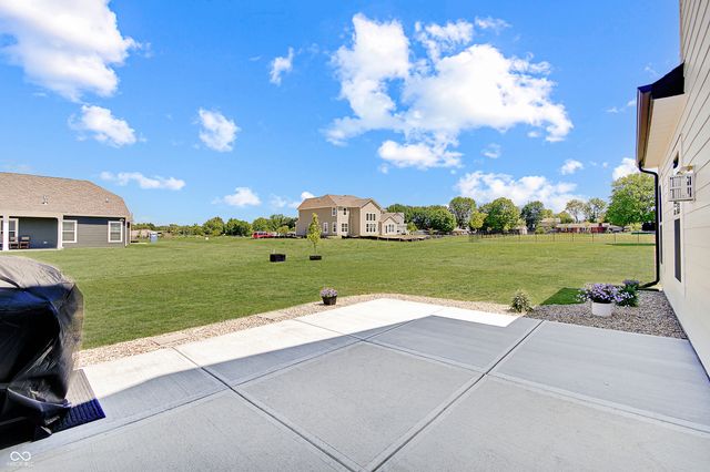 4068 Berry Chase Boulevard, Greenwood, IN 46143