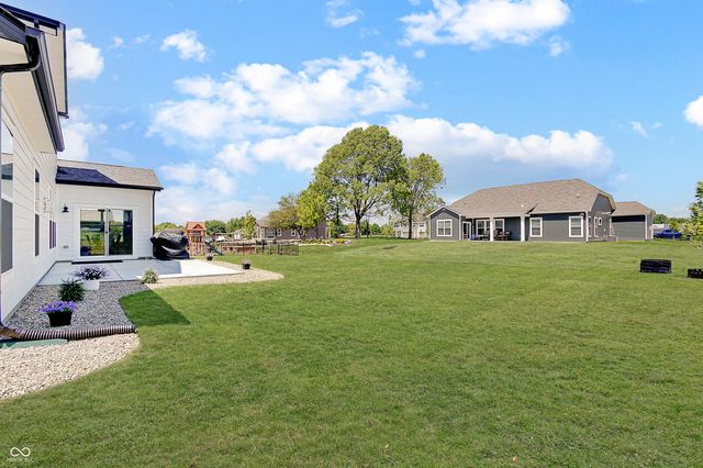 4068 Berry Chase Boulevard, Greenwood, IN 46143