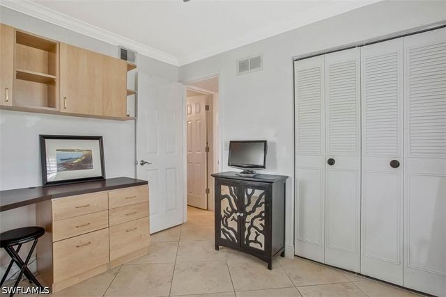 4318 27th CT SW 101, Naples, FL 34116