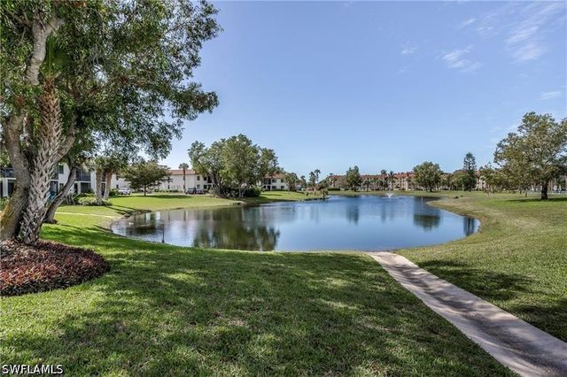 4318 27th CT SW 101, Naples, FL 34116