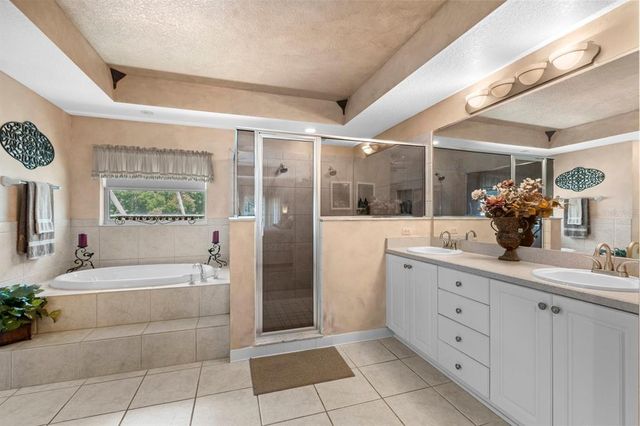 305 COUNTRY CIRCLE DRIVE E, Port Orange, FL 32128