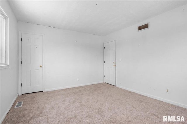 337 S Durkin Drive, Springfield, IL 62704