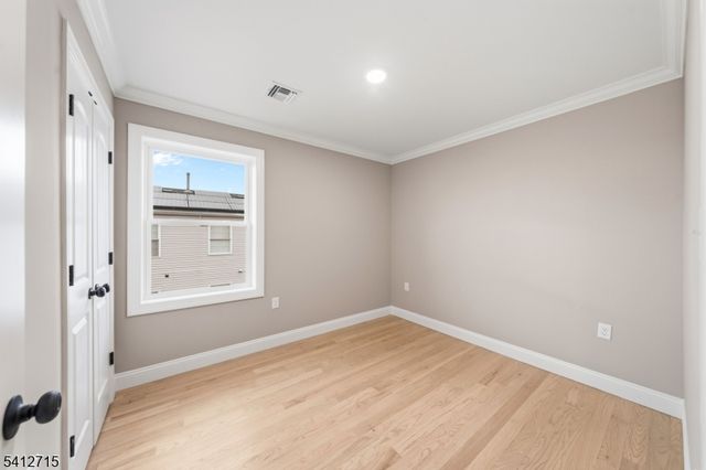 840 Martin St, Elizabeth City, NJ 07201