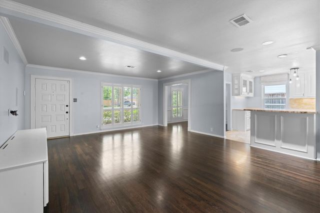1328 Bingle Road, Houston, TX 77055