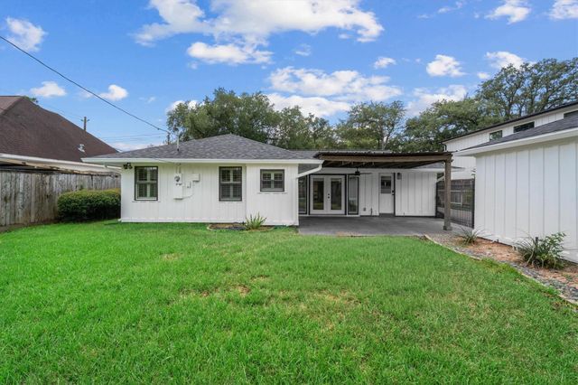 1328 Bingle Road, Houston, TX 77055