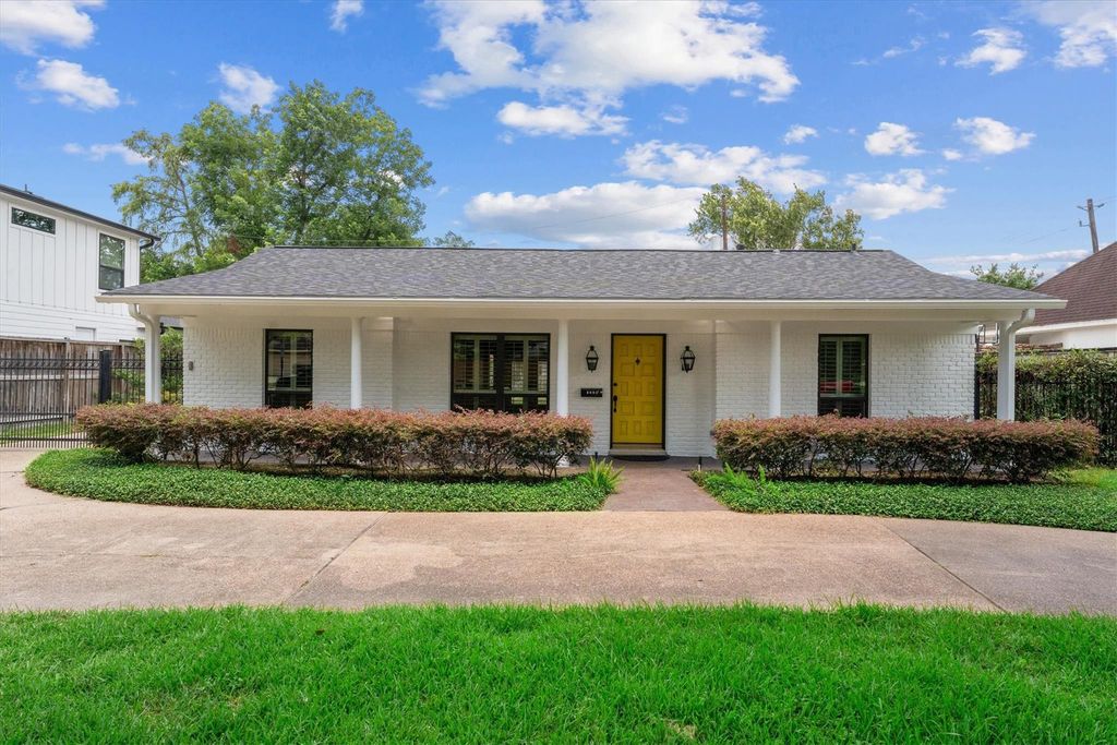 1328 Bingle Road, Houston, TX 77055