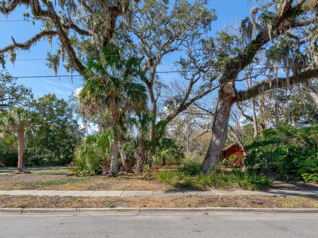 1214 E PARK CIRCLE, Tampa, FL 33604