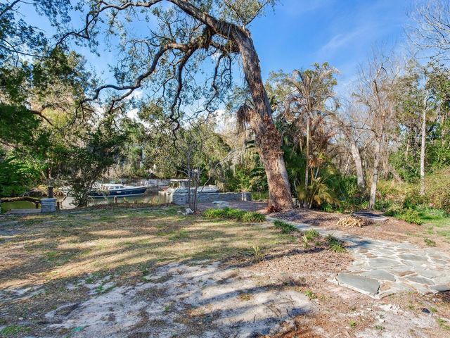 1214 E PARK CIRCLE, Tampa, FL 33604