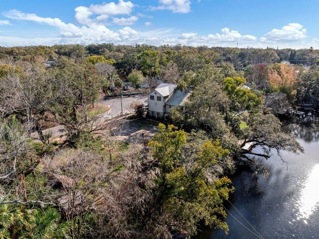 1214 E PARK CIRCLE, Tampa, FL 33604