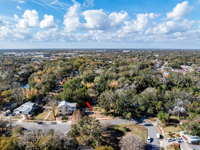 1214 E PARK CIRCLE, Tampa, FL 33604