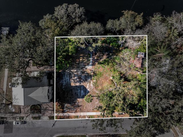 1214 E PARK CIRCLE, Tampa, FL 33604