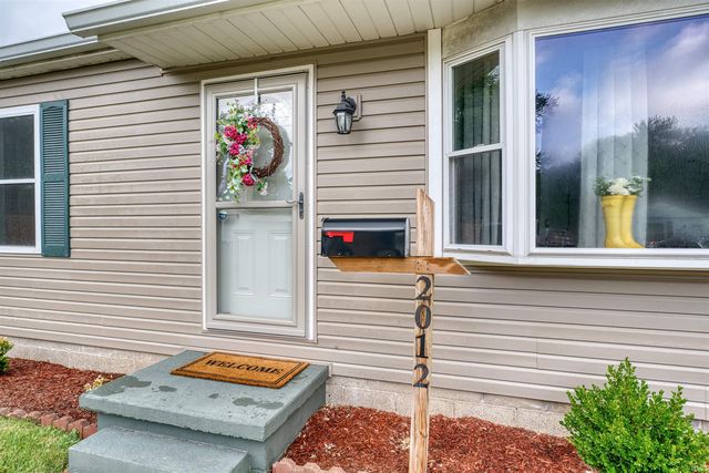 2012 Shelby Avenue, Evansville, IN 47714