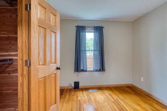 2012 Shelby Avenue, Evansville, IN 47714