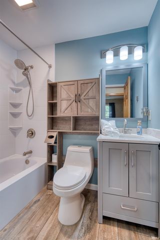 2012 Shelby Avenue, Evansville, IN 47714