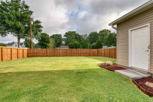 2012 Shelby Avenue, Evansville, IN 47714