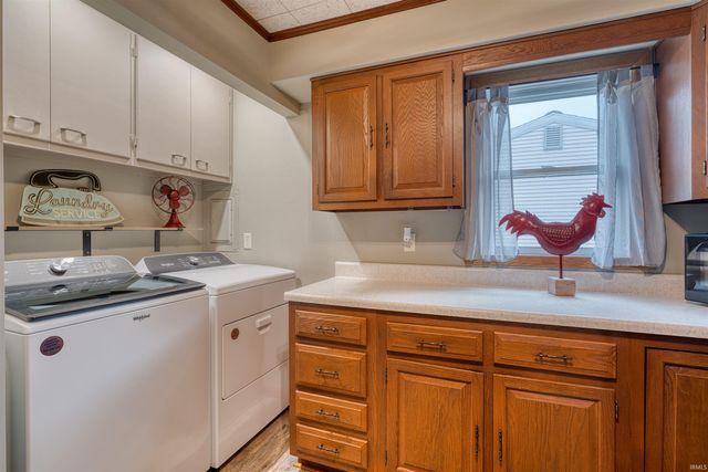 2012 Shelby Avenue, Evansville, IN 47714