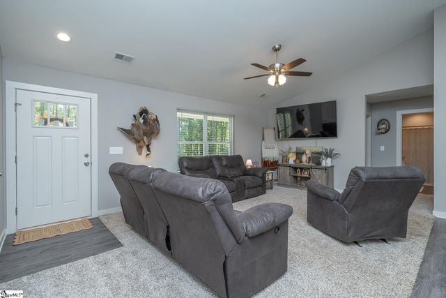 293 Cecil Drive, Waterloo, SC 29384