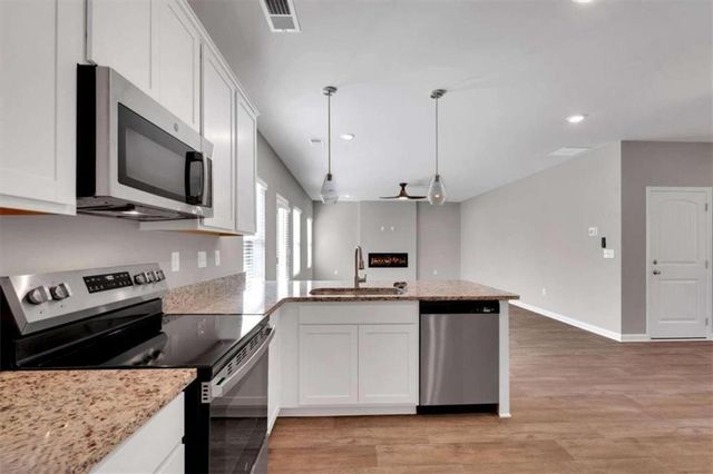 398 RIVER WALK FARM Parkway, Covington, GA 30014