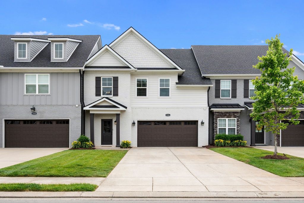 3506 Pershing Dr, Murfreesboro, TN 37129