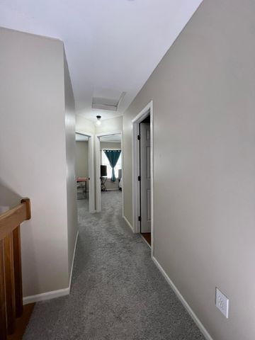 380 Oxford Oak Drive, Blacklick, OH 43004