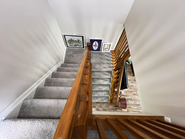 380 Oxford Oak Drive, Blacklick, OH 43004