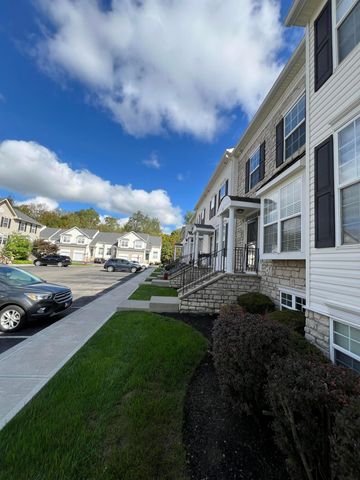 380 Oxford Oak Drive, Blacklick, OH 43004