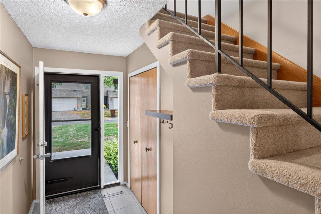 5424 Sanibel Drive, Minnetonka, MN 55343 — photo 4