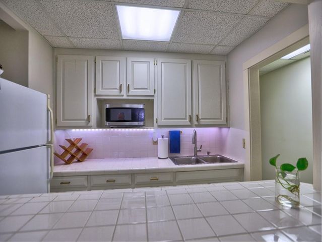 3012 Asheton NE Place, Marietta, GA 30068