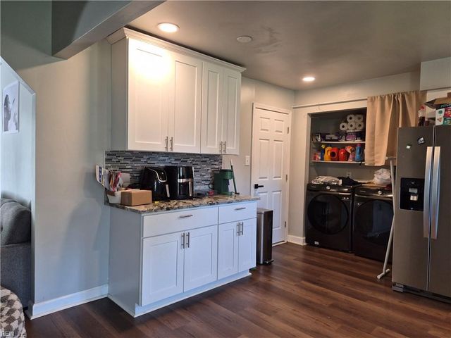 1301 Cypress PL, Chesapeake, VA 23320