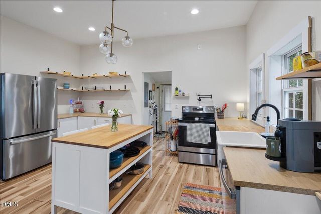 206 S Ellington Street, Clayton, NC 27520