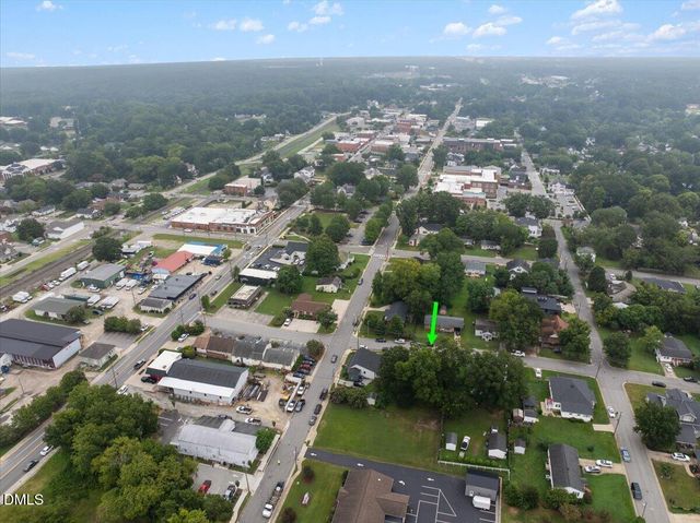 206 S Ellington Street, Clayton, NC 27520