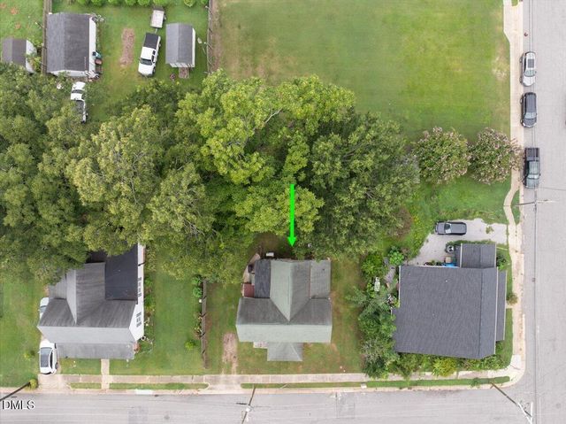 206 S Ellington Street, Clayton, NC 27520