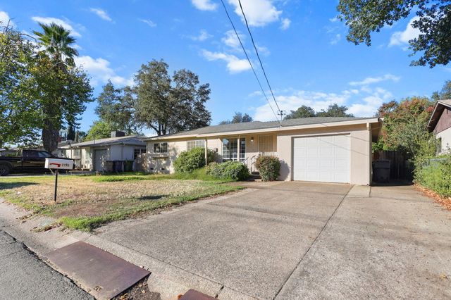 2796 Kenco Avenue, Redding, CA 96002