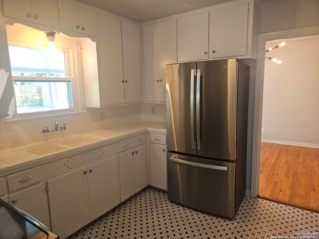 131 BETHANY PL, San Antonio, TX 78201