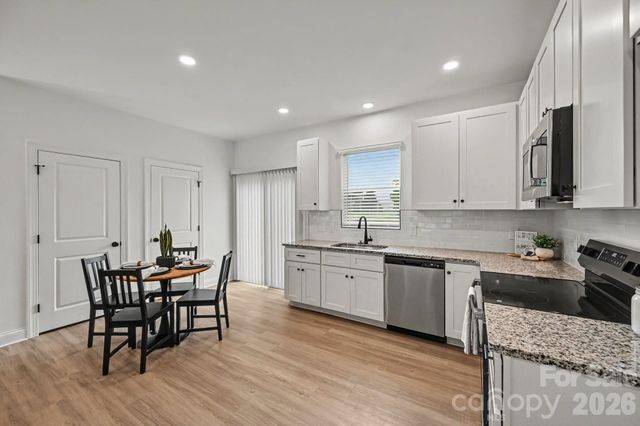 53 E 13th Street, Newton, NC 28658