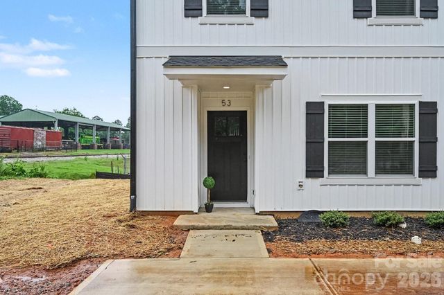 53 E 13th Street, Newton, NC 28658