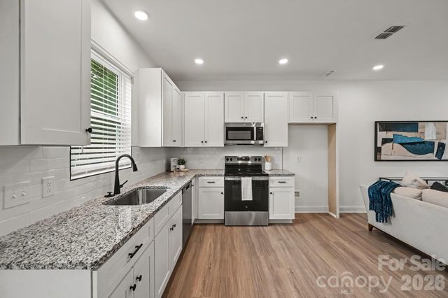 53 E 13th Street, Newton, NC 28658