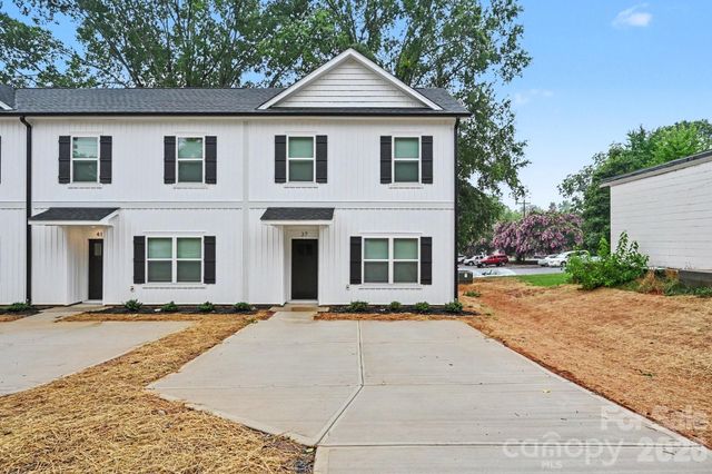 53 E 13th Street, Newton, NC 28658