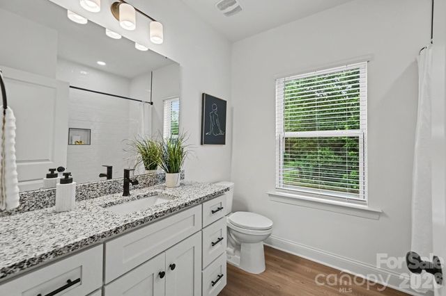 53 E 13th Street, Newton, NC 28658