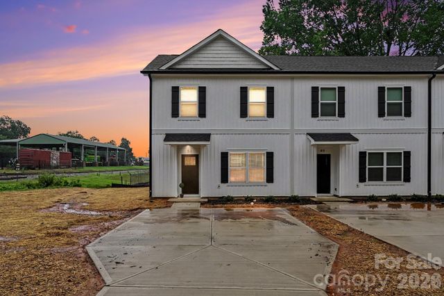 53 E 13th Street, Newton, NC 28658
