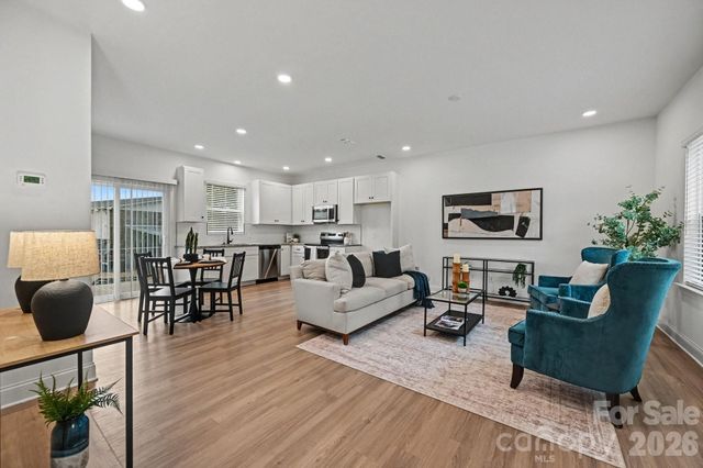 53 E 13th Street, Newton, NC 28658