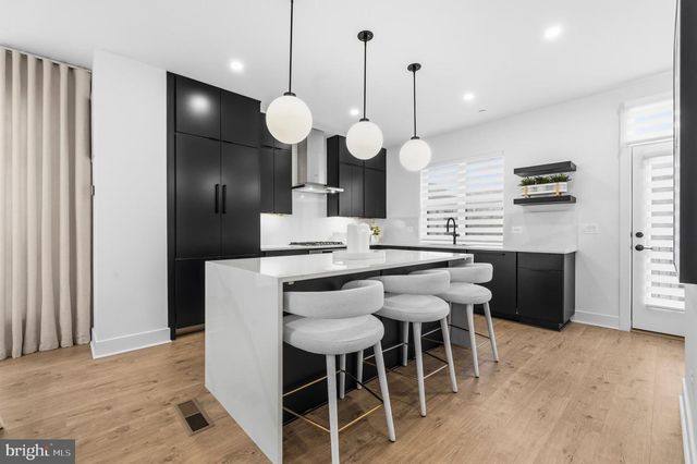 2040 TYSONS RIDGELINE RD, Falls Church, VA 22043